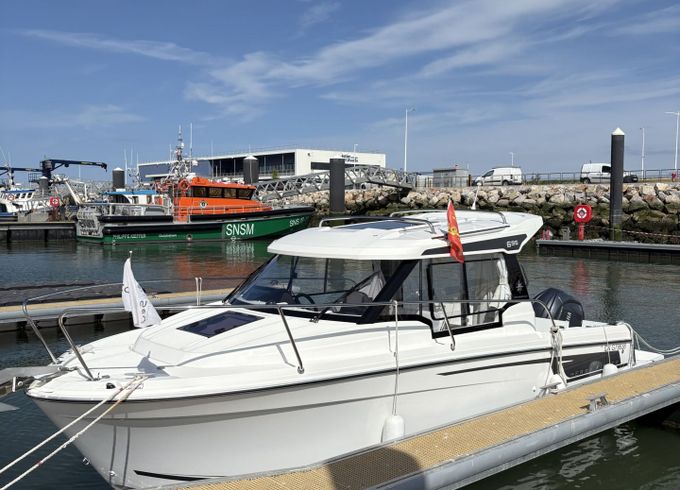 jeanneau merry fisher 695