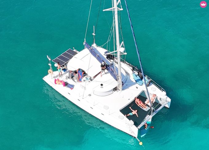 fountaine pajot belize 43