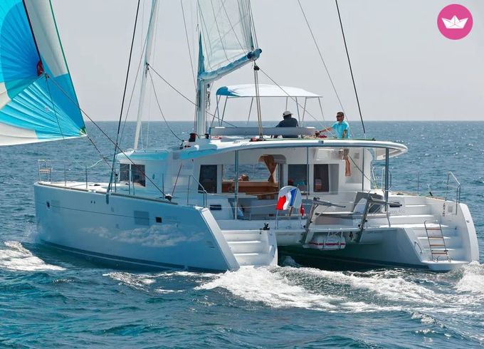 lagoon 450 fly-