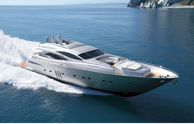 Pershing 90