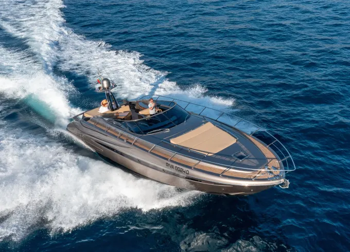 Riva Rivale 52