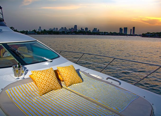 Azimut 68