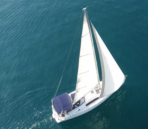 Beneteau Oceanis 43