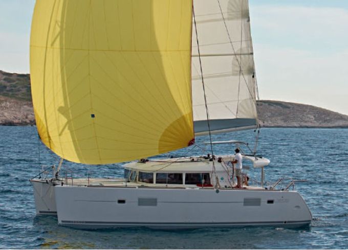 Lagoon 400