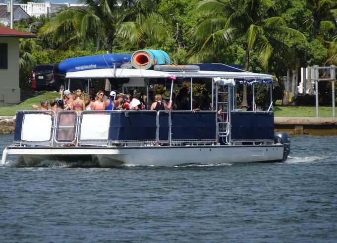 PARTY BOAT for 25-39 Guests