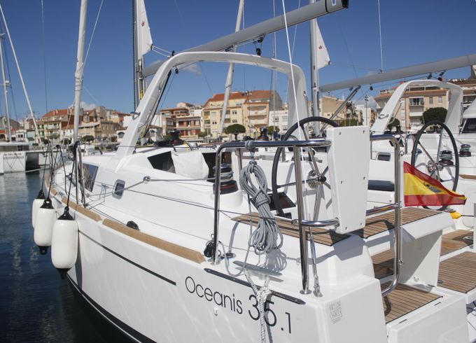 Oceanis 35.1 LLAMPUGA