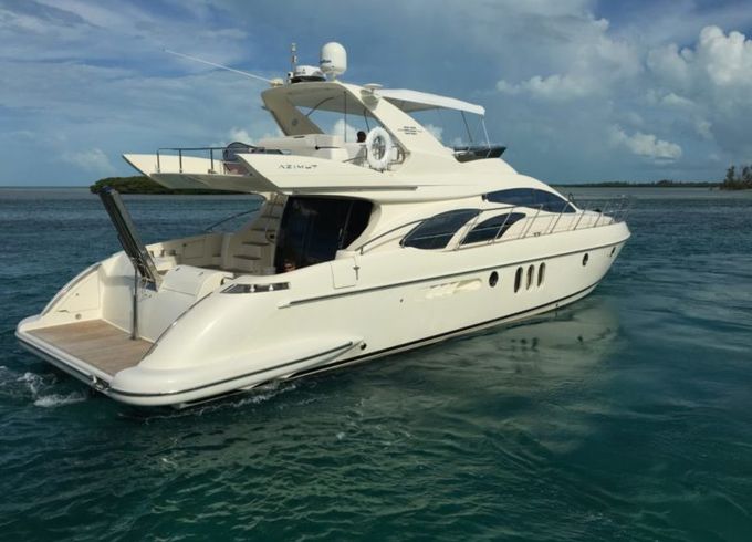 Azimut 62