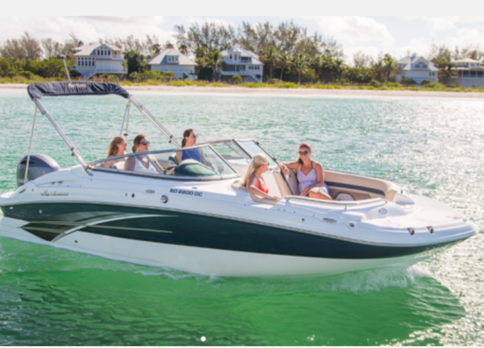 26' Hurricane Deck Boat