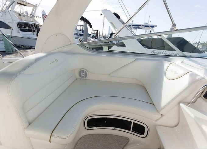 Sea Ray Sundancer 30