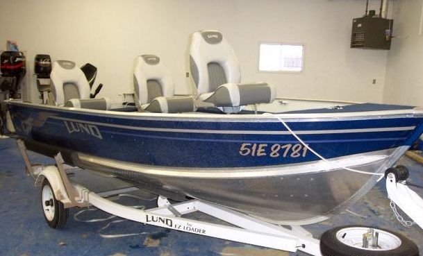 14' Fibreglass Fishing Boat