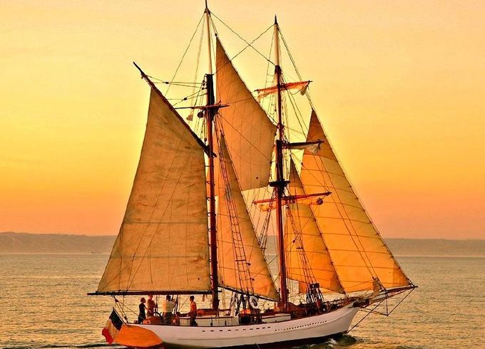 Sailboat Spirit of the Shimano