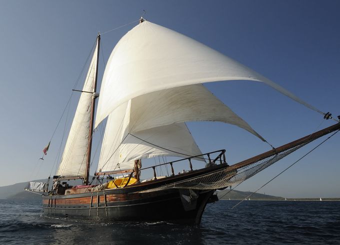  Sailboat "Black Island"