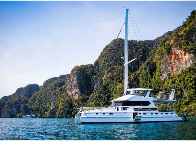 Blue Lagoon 70