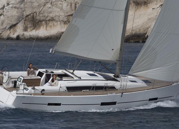 DUFOUR 410