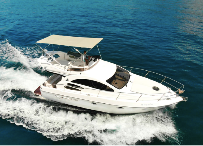 Azimut 39 Fly