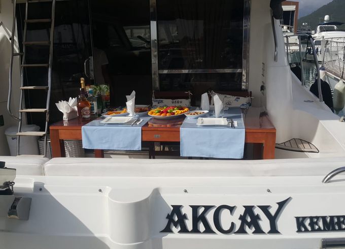 M/Y AKCAY