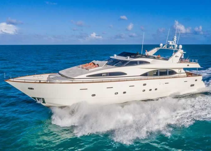 100 Azimut w/ Jacuzzi + 2 Jetskis