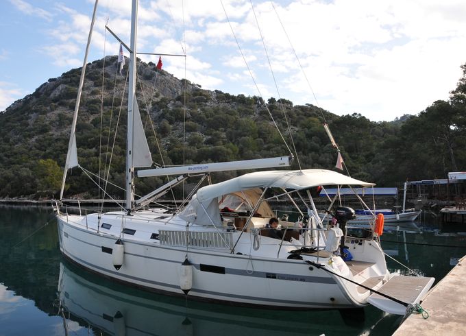MAYLA - BAVARIA 40 2012