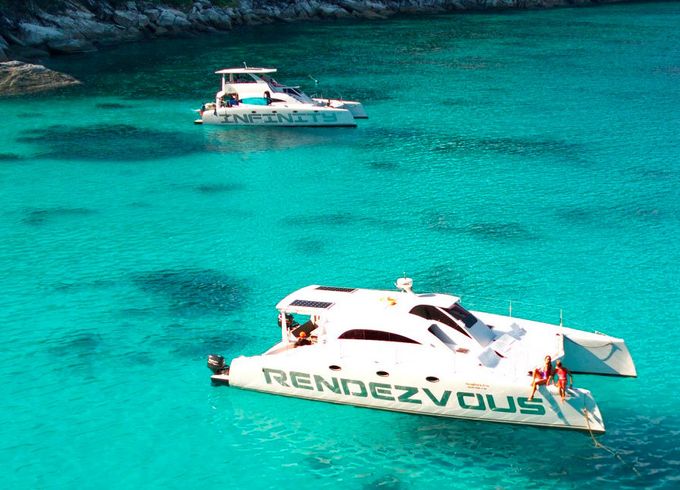 44ft Power Catamaran Rendezvous