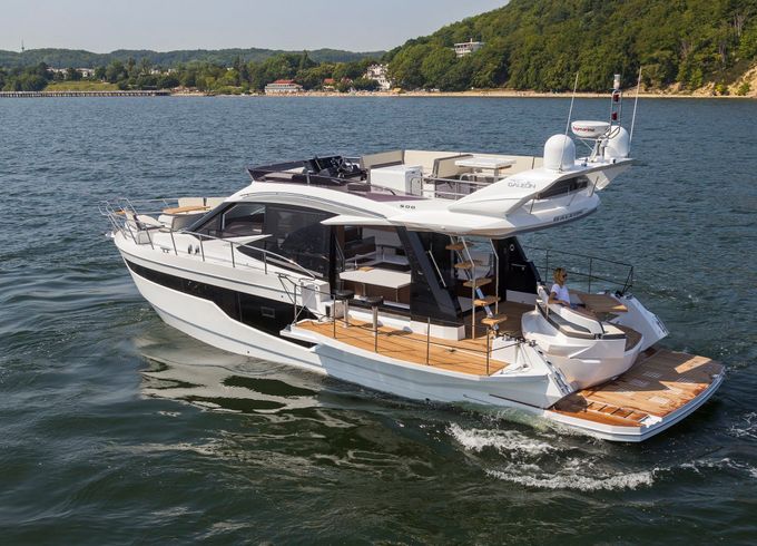 Galeon 500 Fly