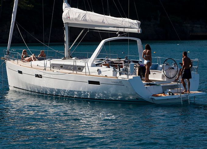 Sailing yacht Oceanis 45 - Stefani I