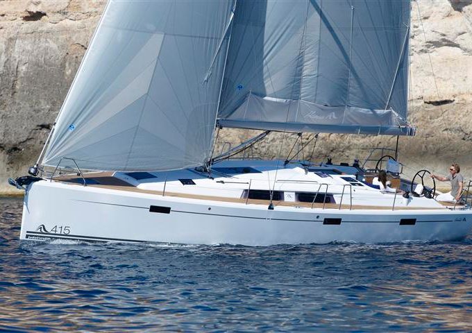 Sailing yacht Hanse 415 - Ivory