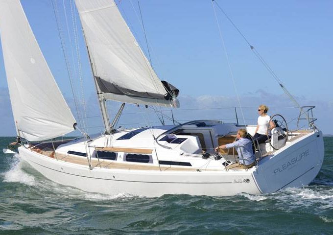 Sailing yacht Hanse 345 - Lolita