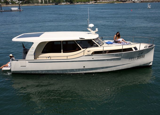 Greenline 33