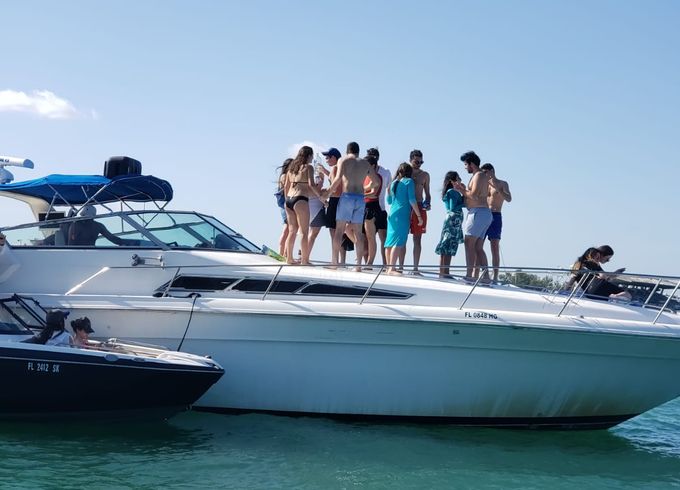 42' Searay Sundancer