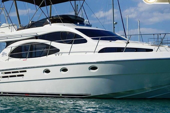 AZIMUT 46
