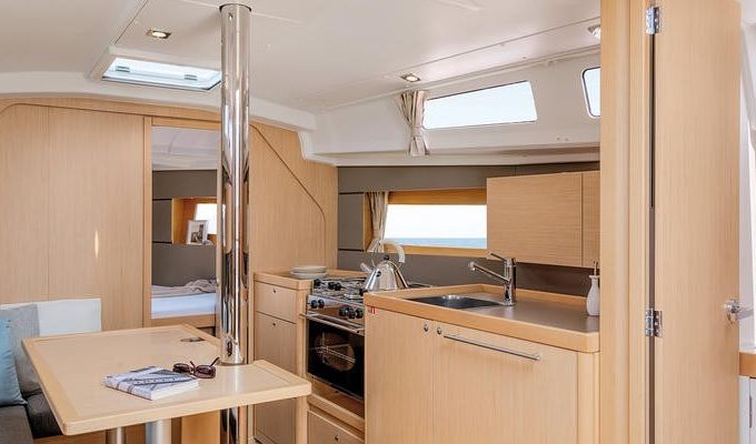 Beneteau Oceanis 35 Cruiser