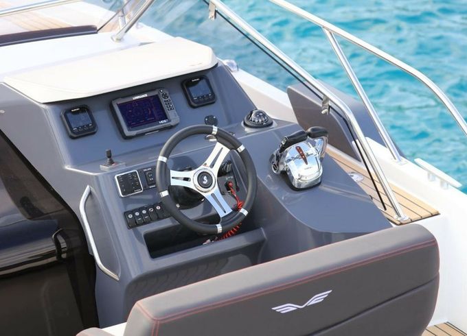 Beneteau FLYER 8.8 SUNDECK