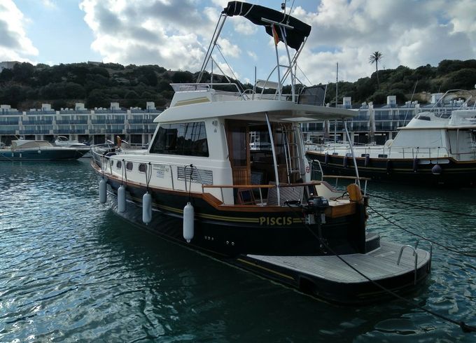Menorquin Yachts 145 Flybridge