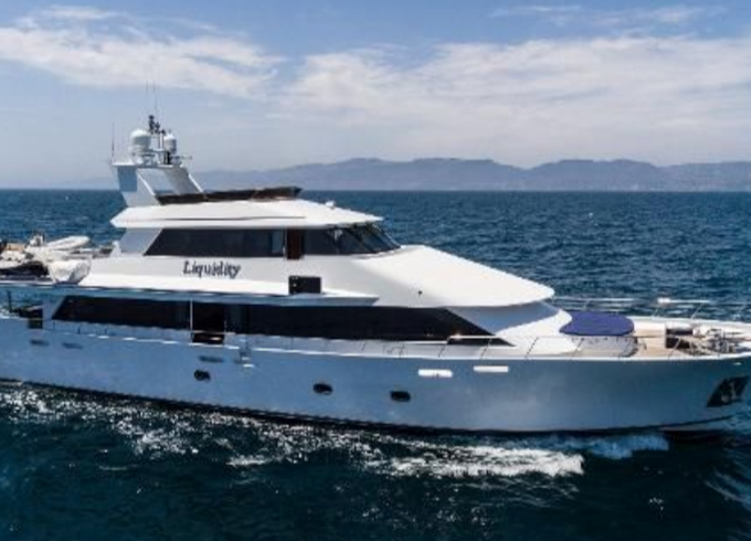 Platinum by Crescent Yachts Vancouver BC 2009