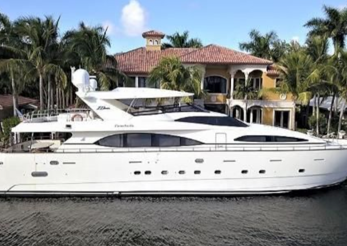 Azimut 100 Jumbo