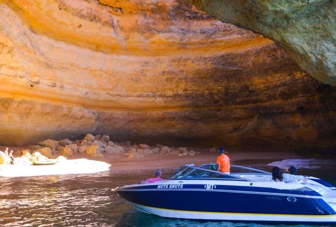 Cobalt 240 Bowrider