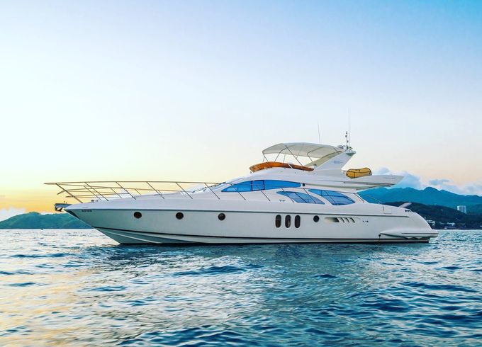 Azimut 62
