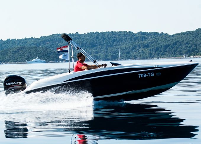 BAYLINER ELEMENT