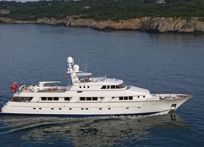 M/Y Rena