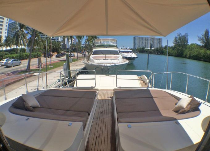 Ecj Luxe