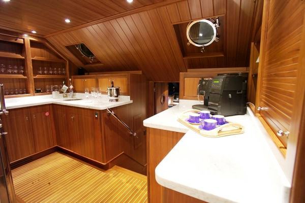 M/Y Enigma