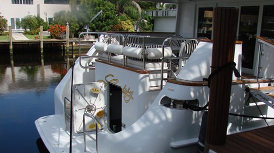 M/Y Liquidity