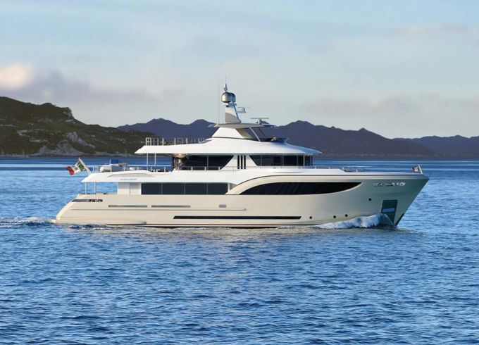M33 Explorer