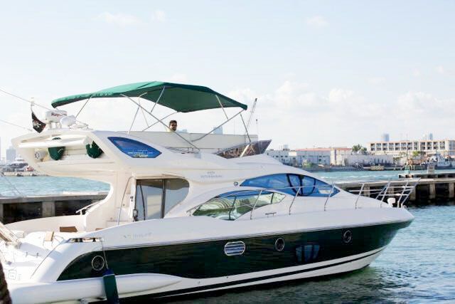 Azimut 48