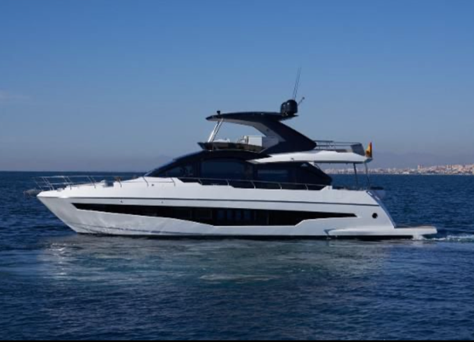 Astondoa Yacht