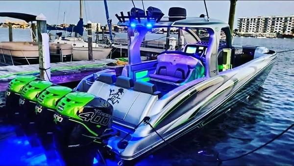 Deep Impact 399 Cabin 39'