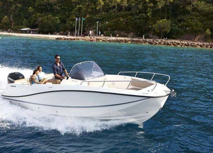 Quicksilver Activ 755 Open
