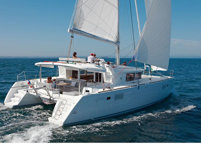 FO'S (generator, air condition,water maker, 2 SUP free of charge) 