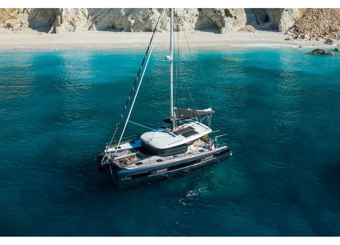 Sol Invictus VIP-equipped