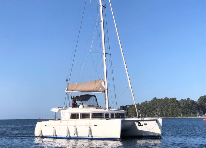 NEFELI IV